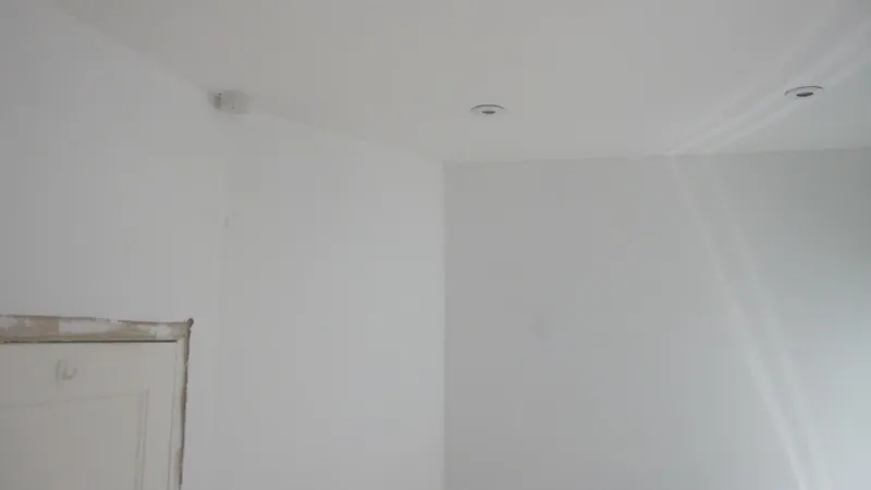 After: smooth, freshly skimmed walls